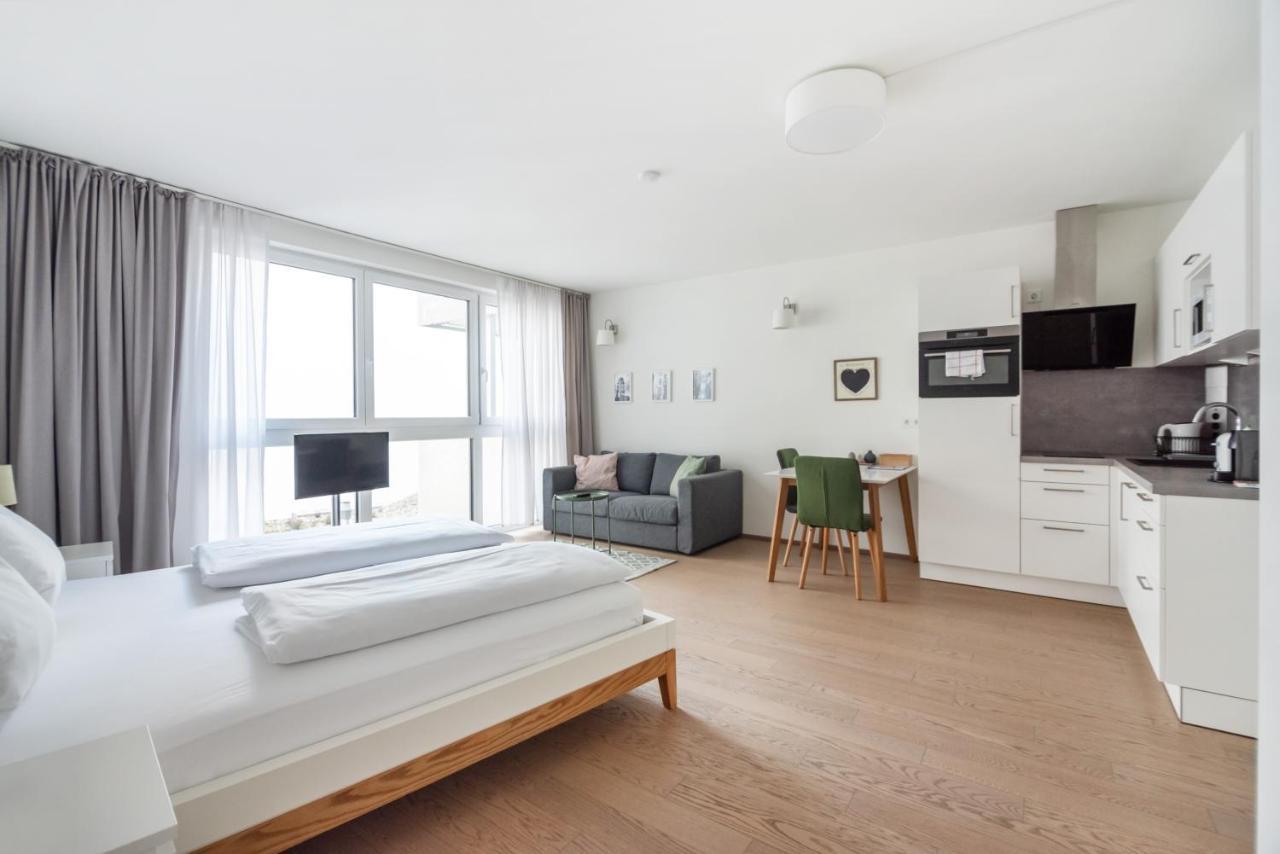 Quiet And Cozy Apartment Next To Mariahilfer Strasse And Naschmarkt With Ac, Minimum 30 Nights Wien Eksteriør billede