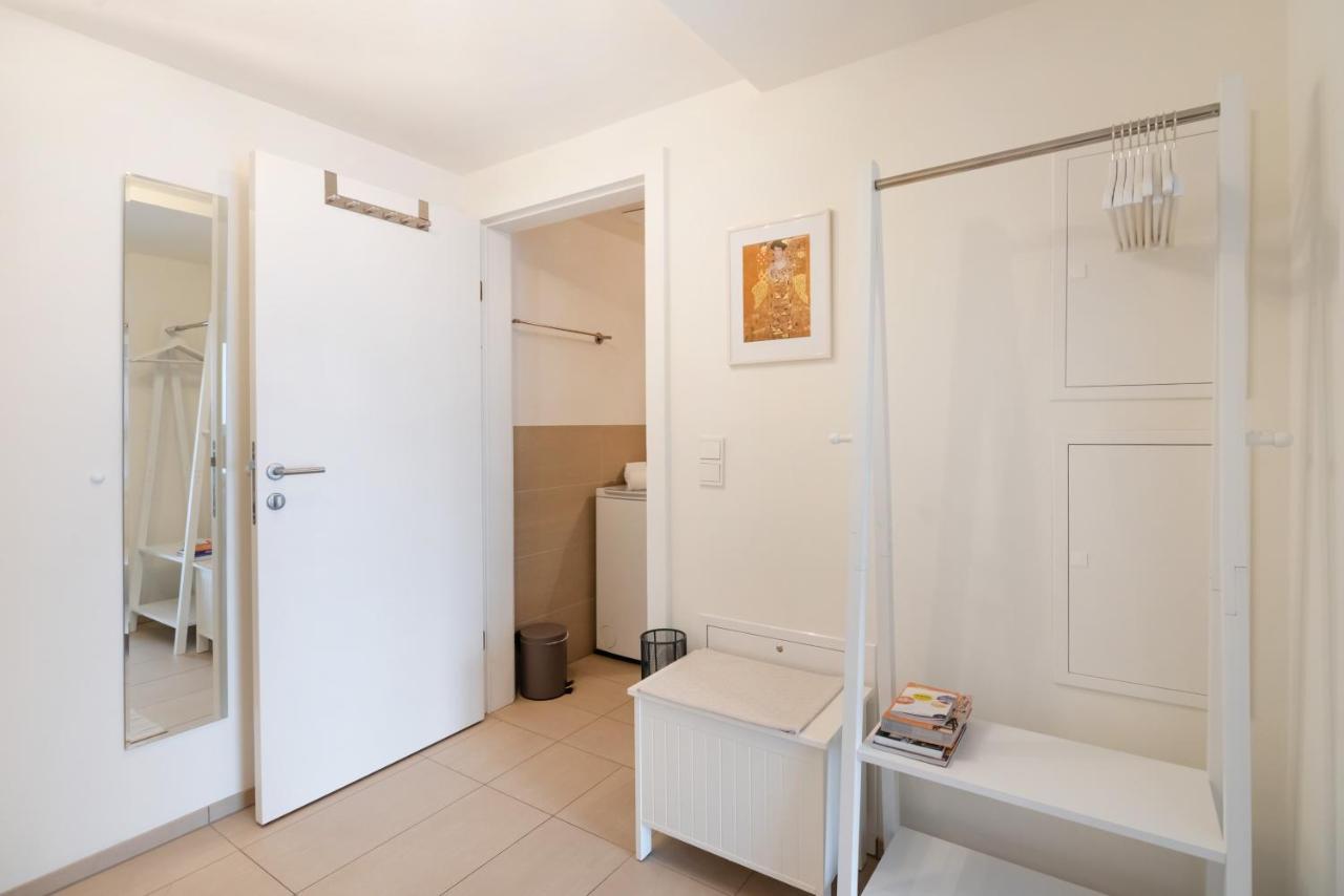 Quiet And Cozy Apartment Next To Mariahilfer Strasse And Naschmarkt With Ac, Minimum 30 Nights Wien Eksteriør billede