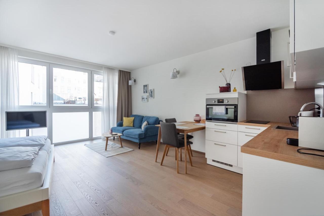 Quiet And Cozy Apartment Next To Mariahilfer Strasse And Naschmarkt With Ac, Minimum 30 Nights Wien Eksteriør billede