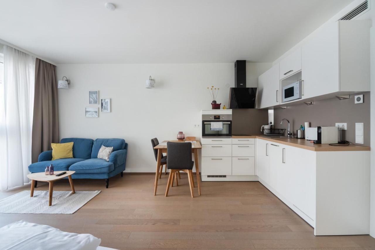 Quiet And Cozy Apartment Next To Mariahilfer Strasse And Naschmarkt With Ac, Minimum 30 Nights Wien Eksteriør billede