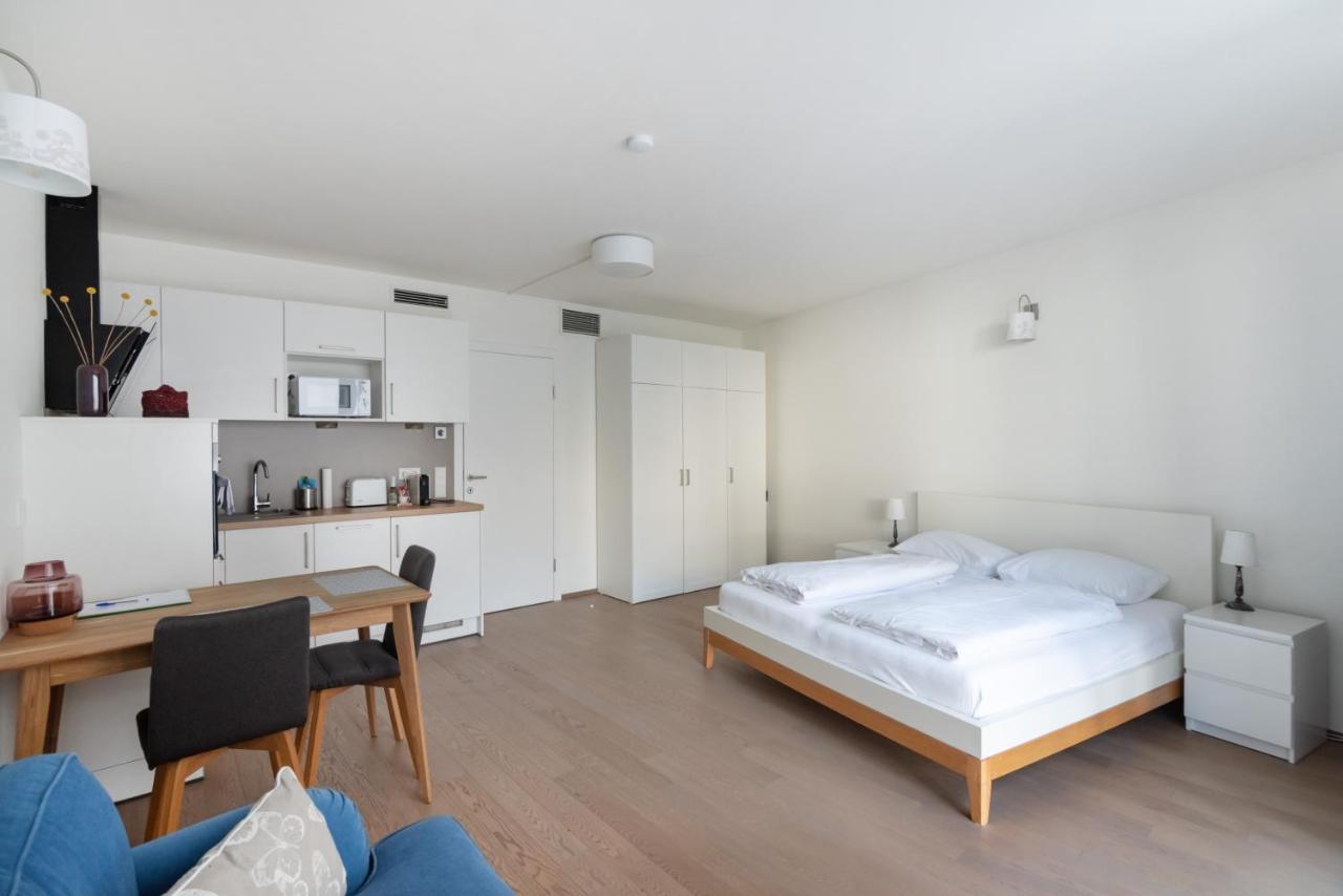Quiet And Cozy Apartment Next To Mariahilfer Strasse And Naschmarkt With Ac, Minimum 30 Nights Wien Eksteriør billede