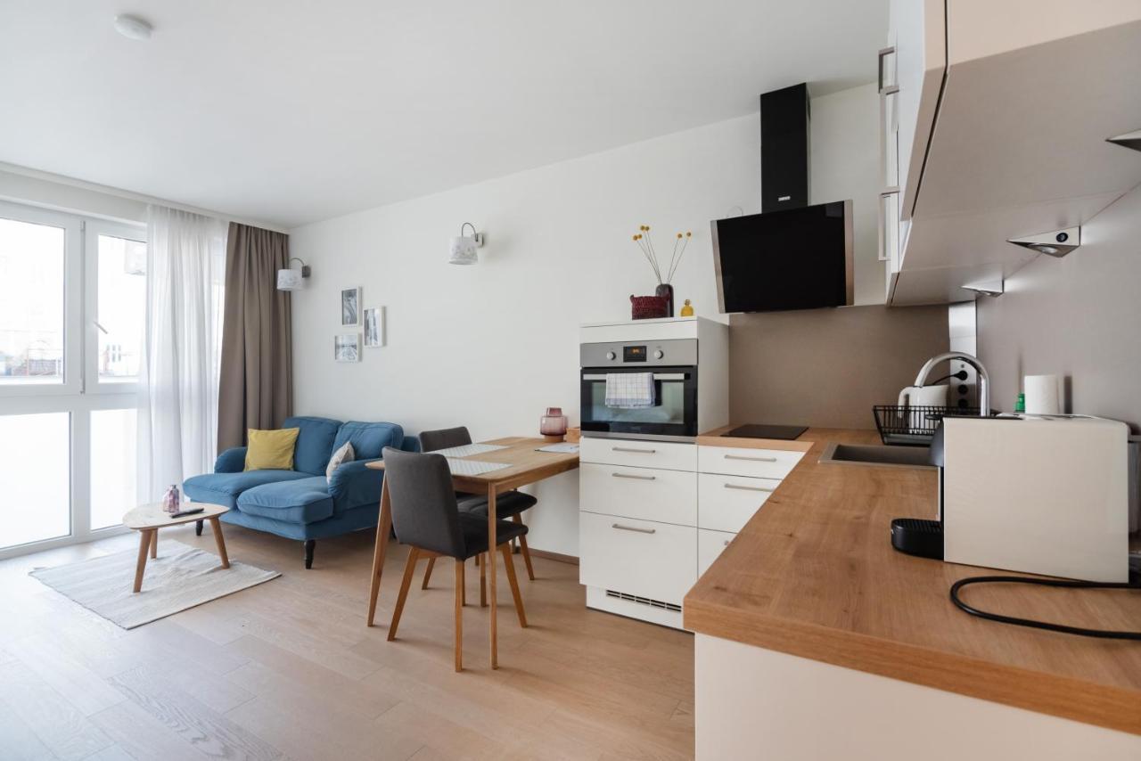 Quiet And Cozy Apartment Next To Mariahilfer Strasse And Naschmarkt With Ac, Minimum 30 Nights Wien Eksteriør billede